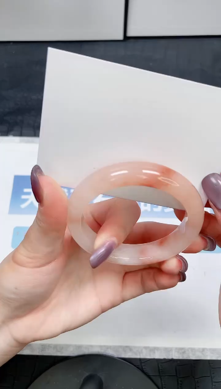 【闪购商品】石英质玉手镯未镶嵌71-54