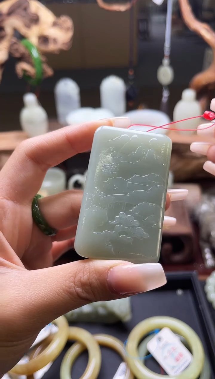 【闪购商品】和田玉吊坠未镶嵌且末青白山水无事牌9003923