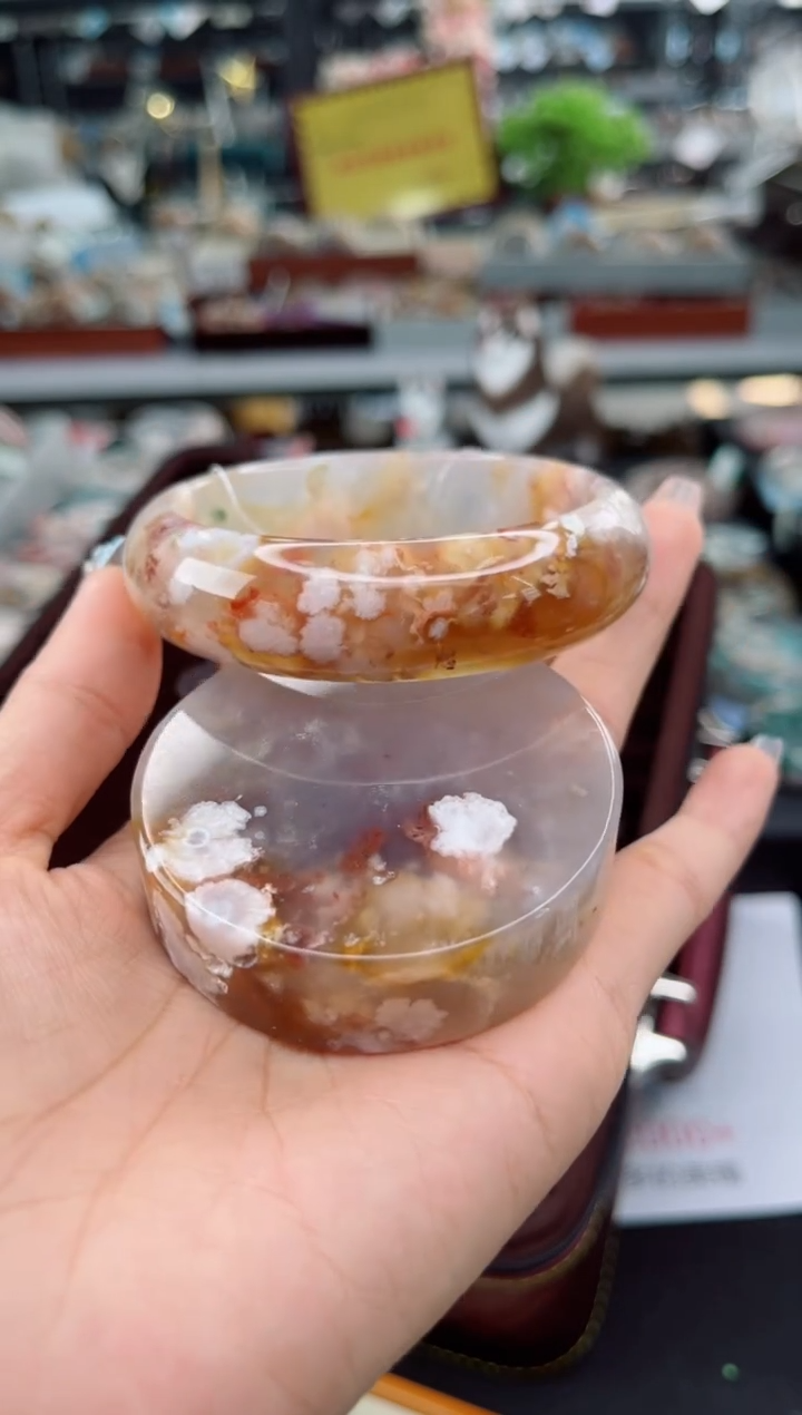 【闪购商品】石英质玉手镯未镶嵌60圈口（赠品镯心）6569281