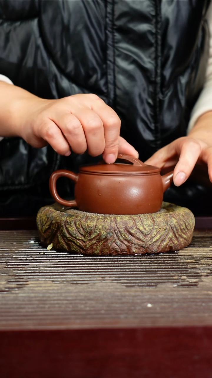 宜兴原矿紫砂壶茶壶宜兴原矿紫砂壶茶壶130C