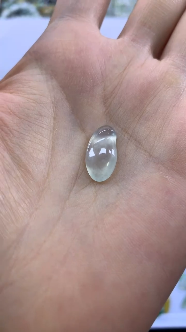 颈饰未镶嵌翡翠暖*?缅甸天然A货翡翠