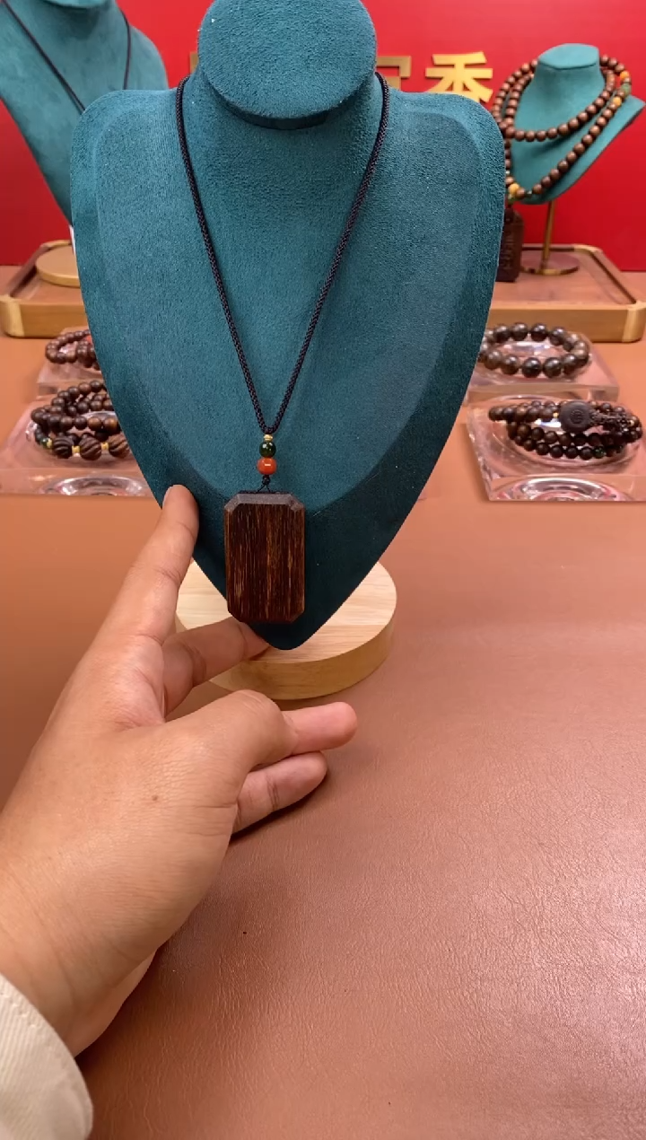 【闪购商品】沉香木手串沉水帝王玉化白棋四方来财牌