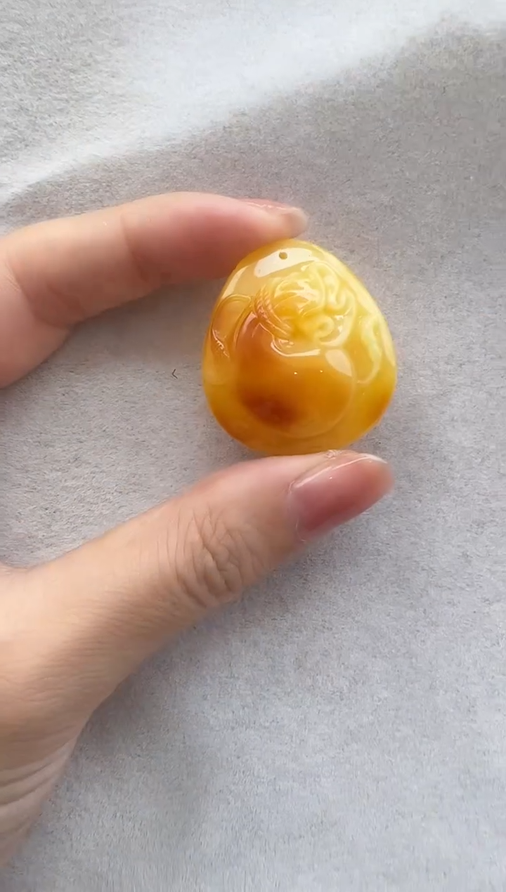 【闪购商品】琥珀裸石未镶嵌10207304-吊坠