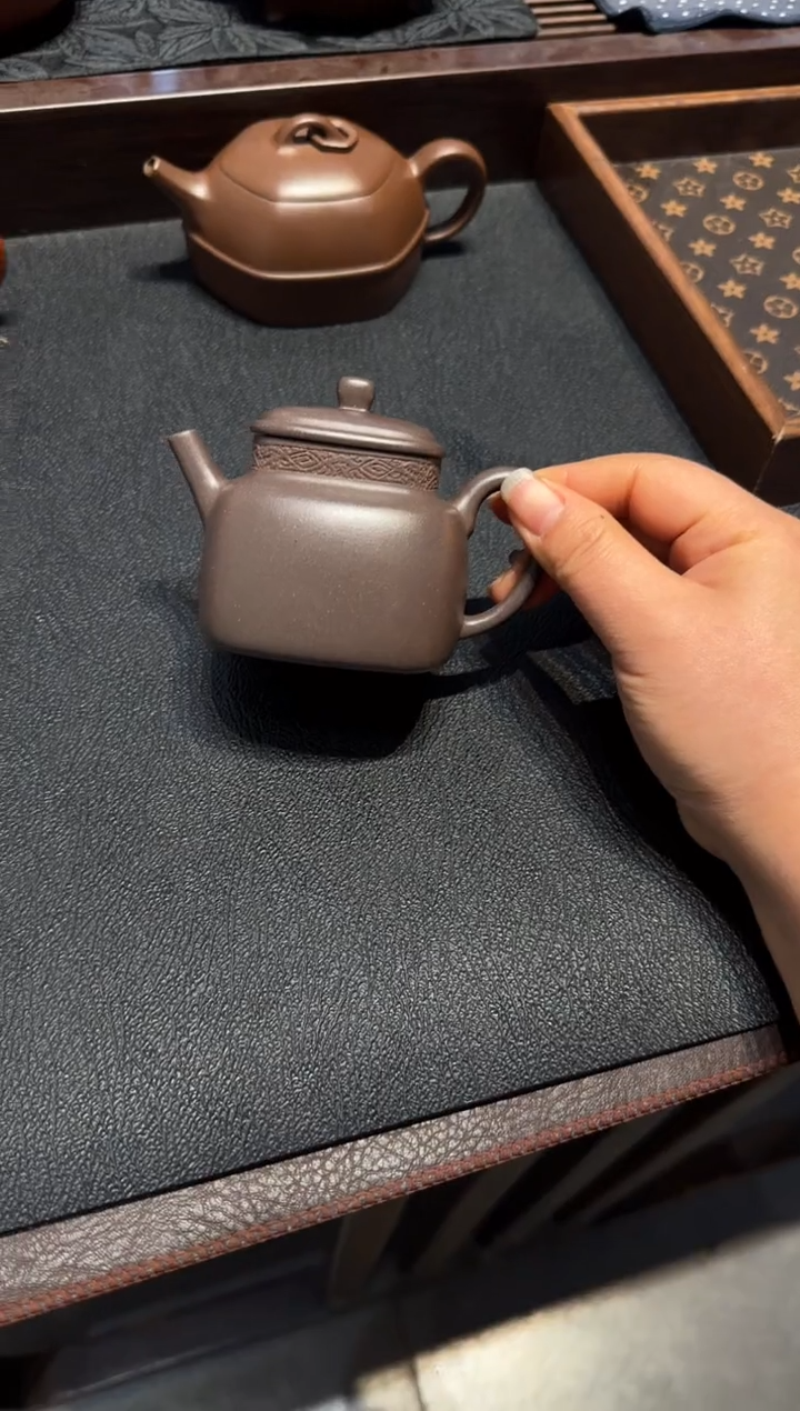 【闪购商品】紫砂茶壶四方言心