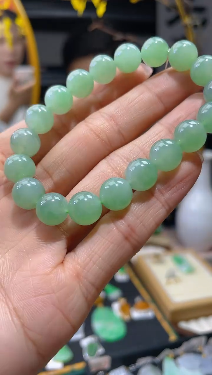 【闪购商品】翡翠颈饰未镶嵌假一赔三