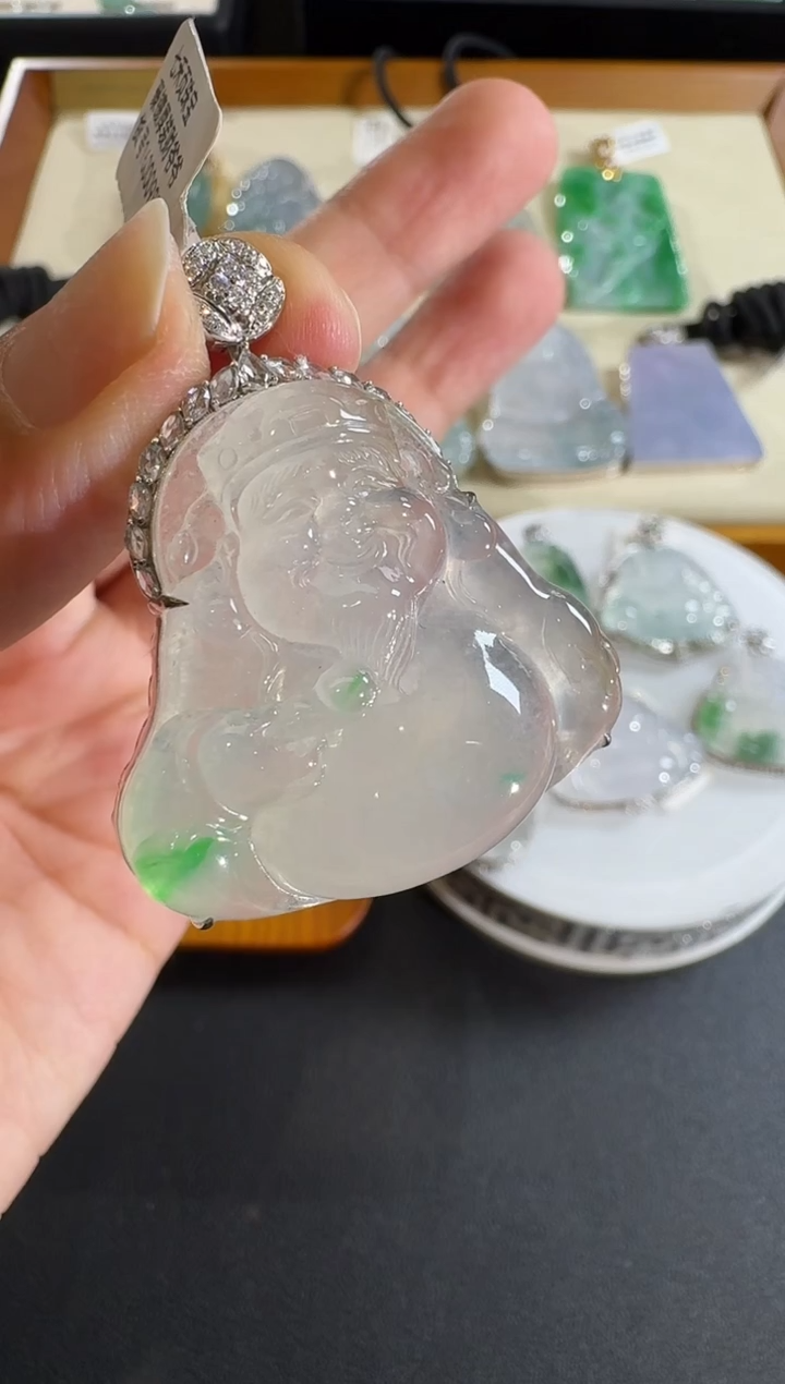 【闪购商品】翡翠吊坠(不含链)18K金镶嵌【源头工厂】钻石镶嵌