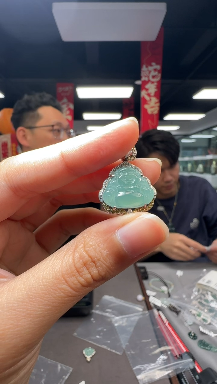 【闪购商品】翡翠吊坠(不含链)银S925镶嵌翡翠佛公吊坠