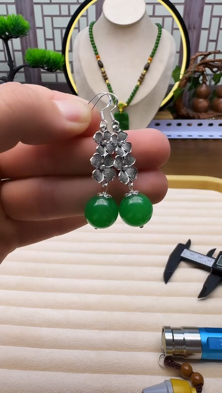 银S925镶嵌翡翠耳饰E22    