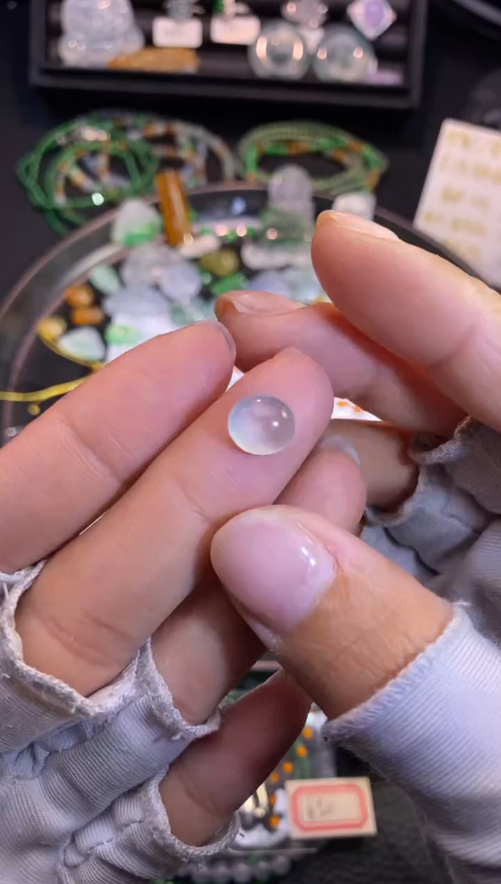 【闪购商品】翡翠挂件未镶嵌蛋