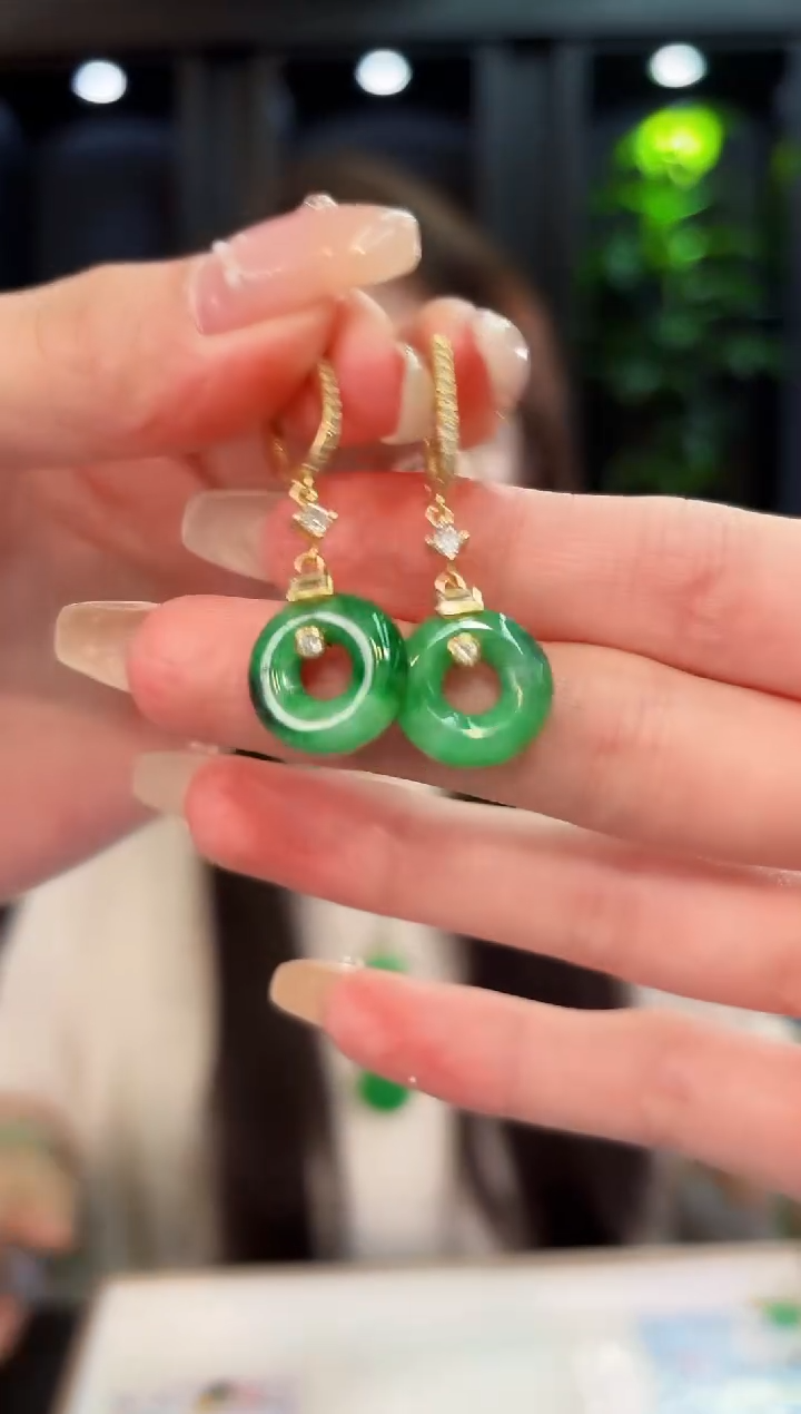 翡翠未镶嵌耳饰缅料A货/多样性发货/一件