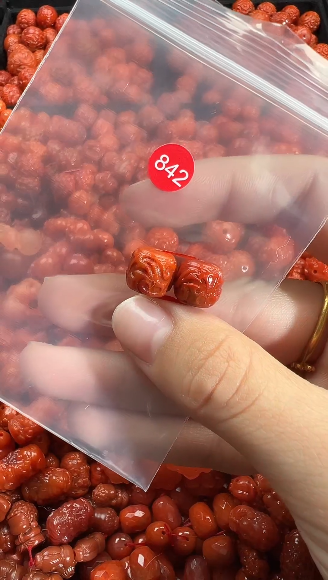 颈饰未镶嵌南红玛瑙1