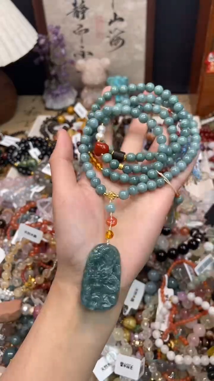 未镶嵌翡翠手饰265