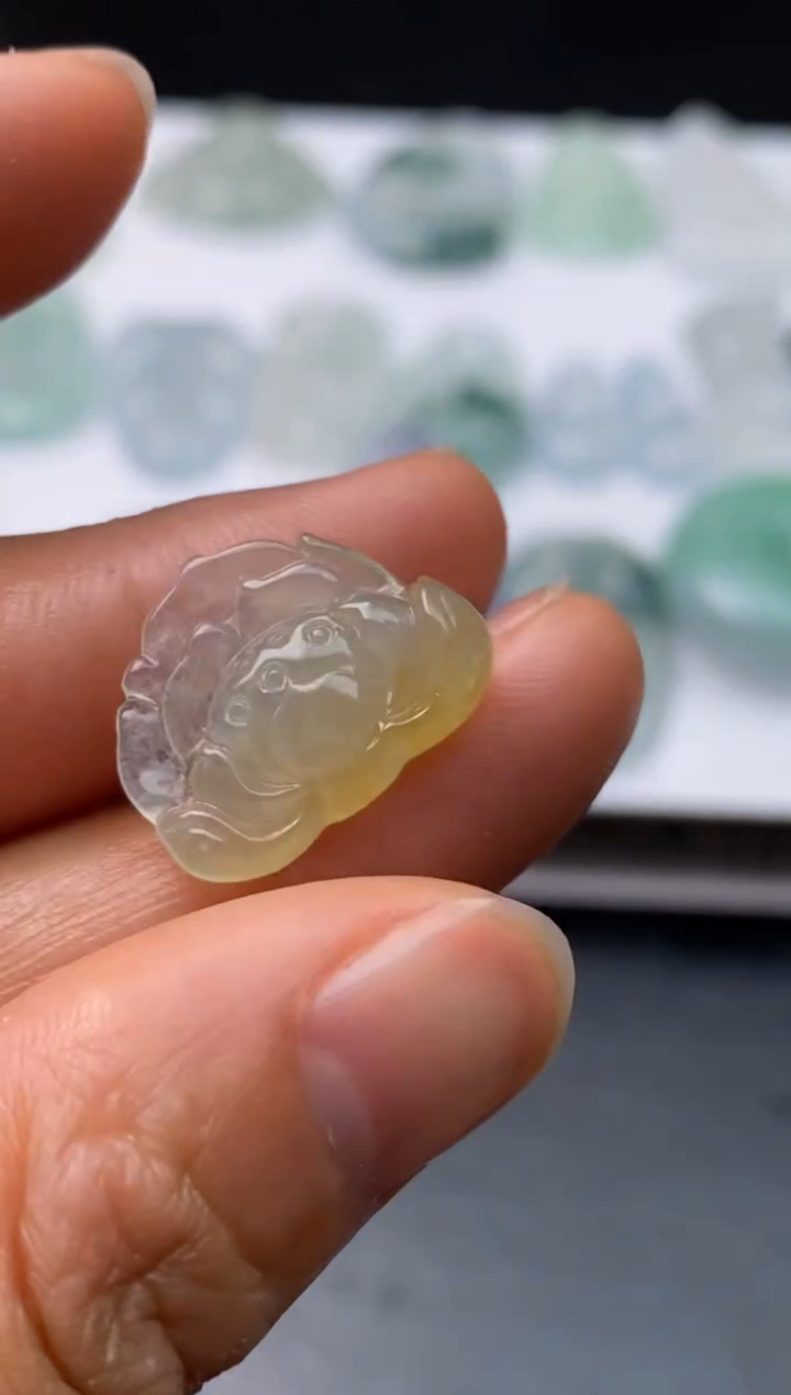 【闪购商品】定制翡翠未镶嵌翡翠毛货~