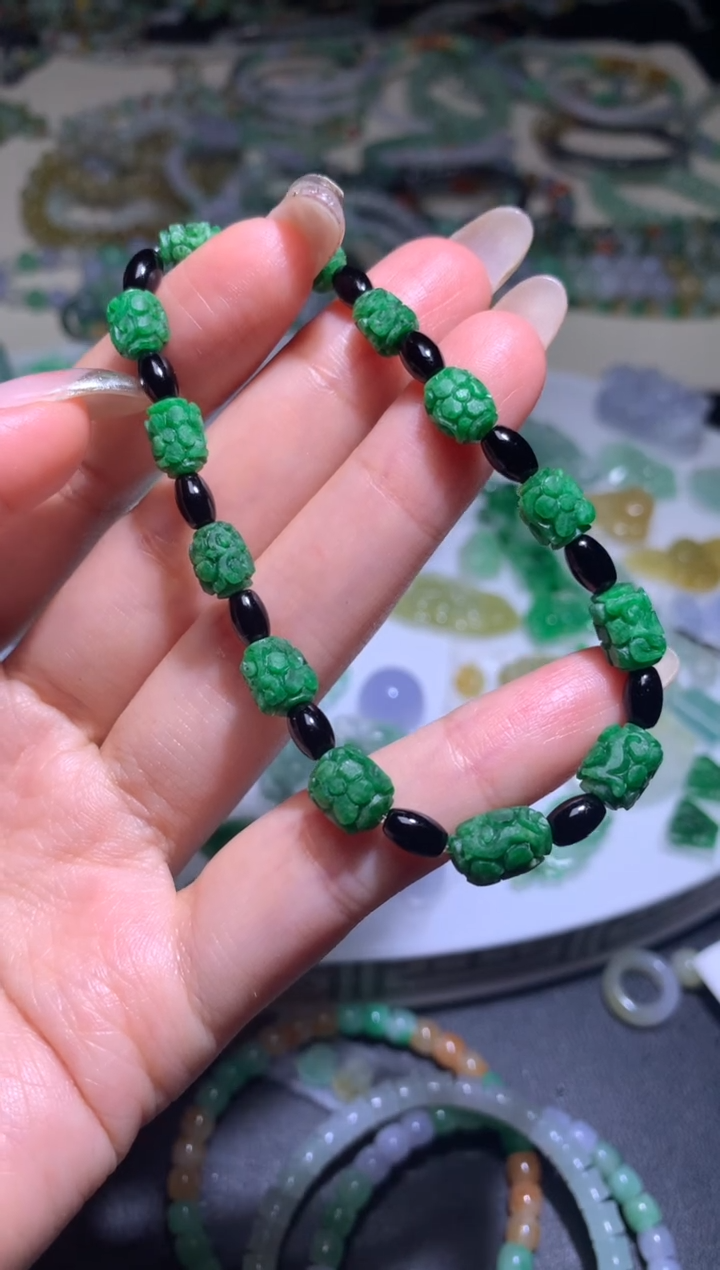 未镶嵌定制翡翠毛货