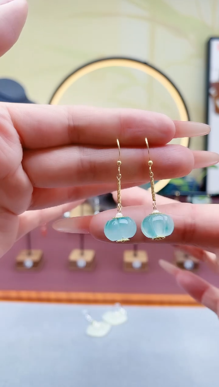 未镶嵌石英质玉（天山翠）耳饰00大南瓜