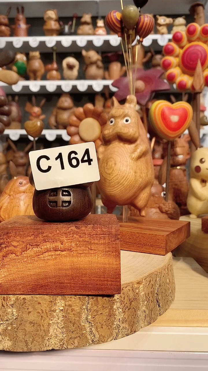 【闪购商品】木木雕摆件可爱卡通