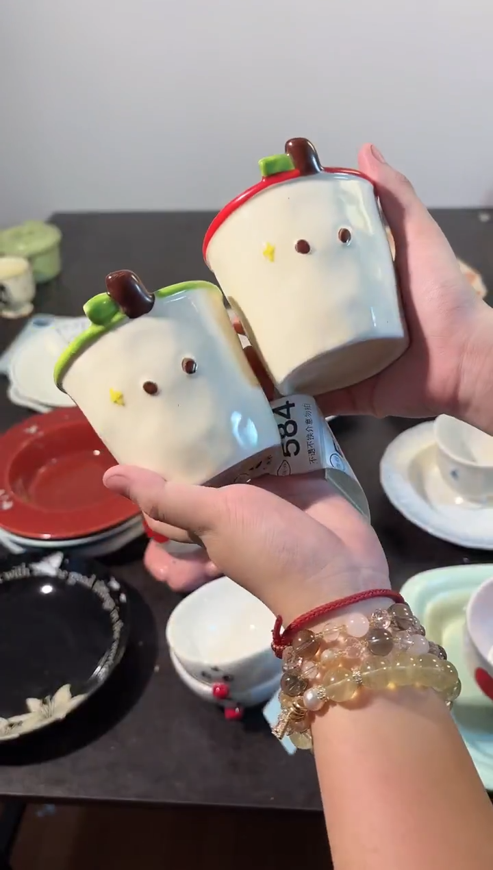 陶直播微瑕红色+青色苹果手握杯