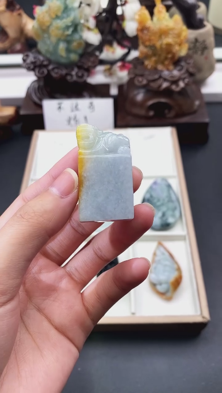 颈饰未镶嵌翡翠天然缅甸A货翡翠