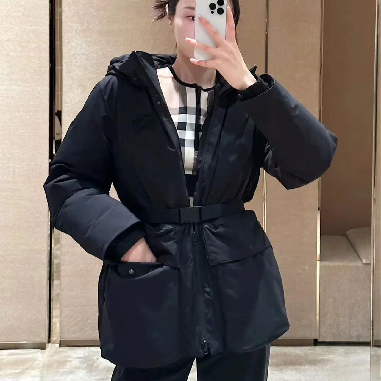 未使用 BURBERRY/博柏利 腰带长袖羽绒服