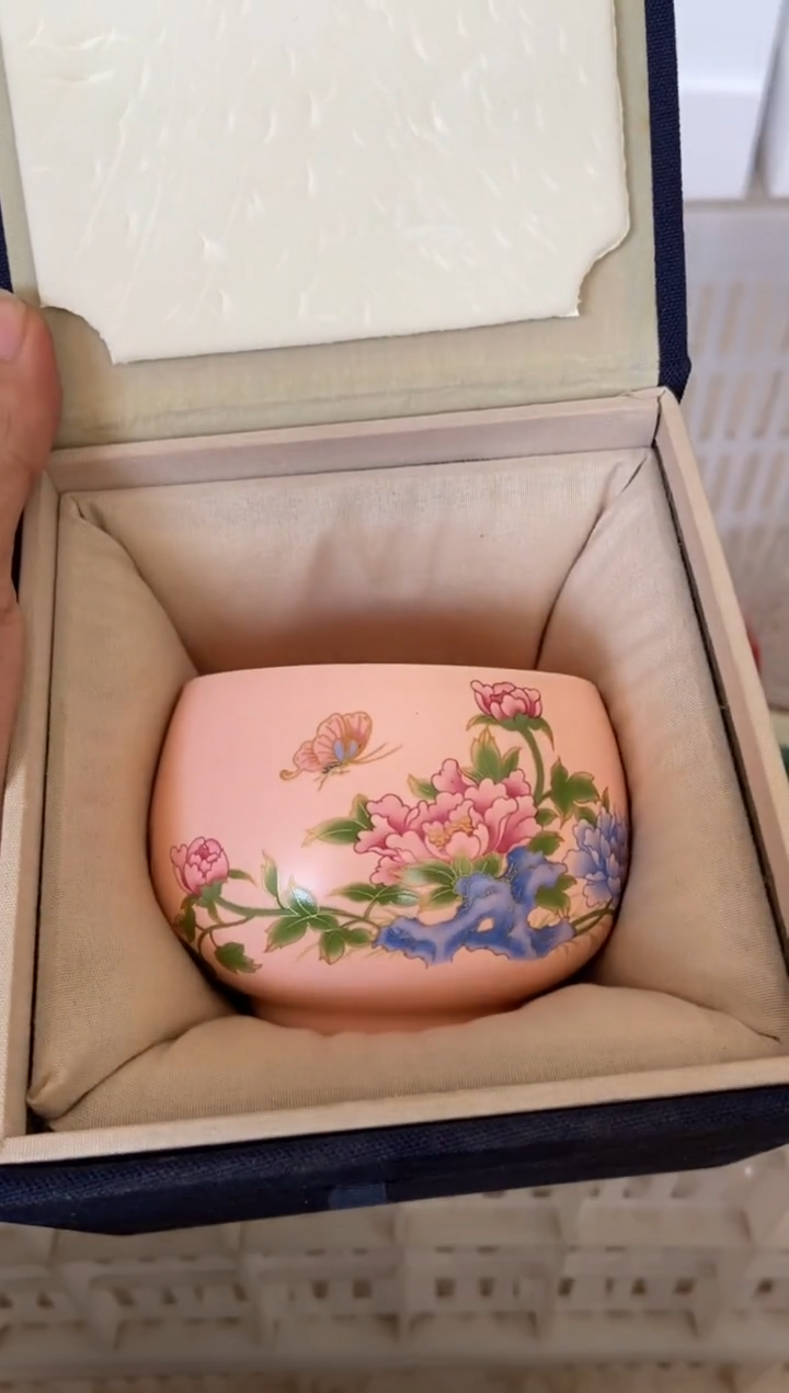 杯无运费险有瑕疵的摄影的产品有使用过的痕迹有点脏介意勿拍杯