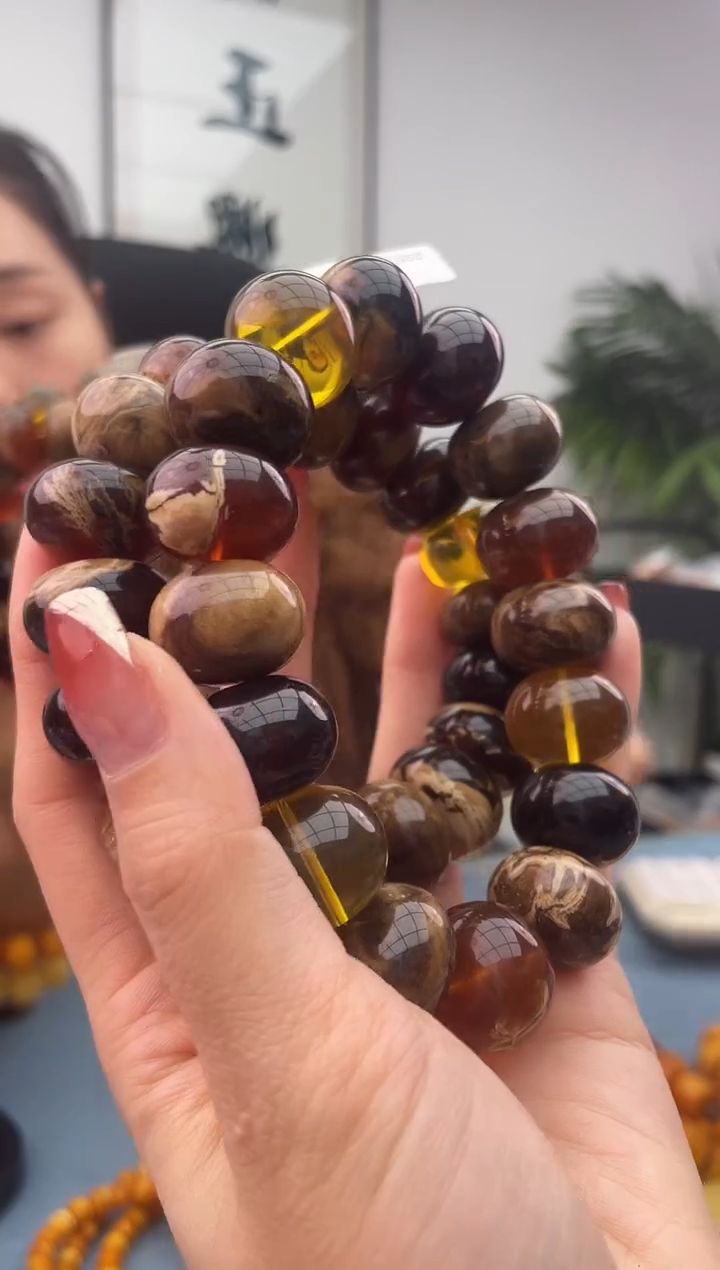 【闪购商品】琥珀珠宝奇石未镶嵌假一赔十，多样性发一件0