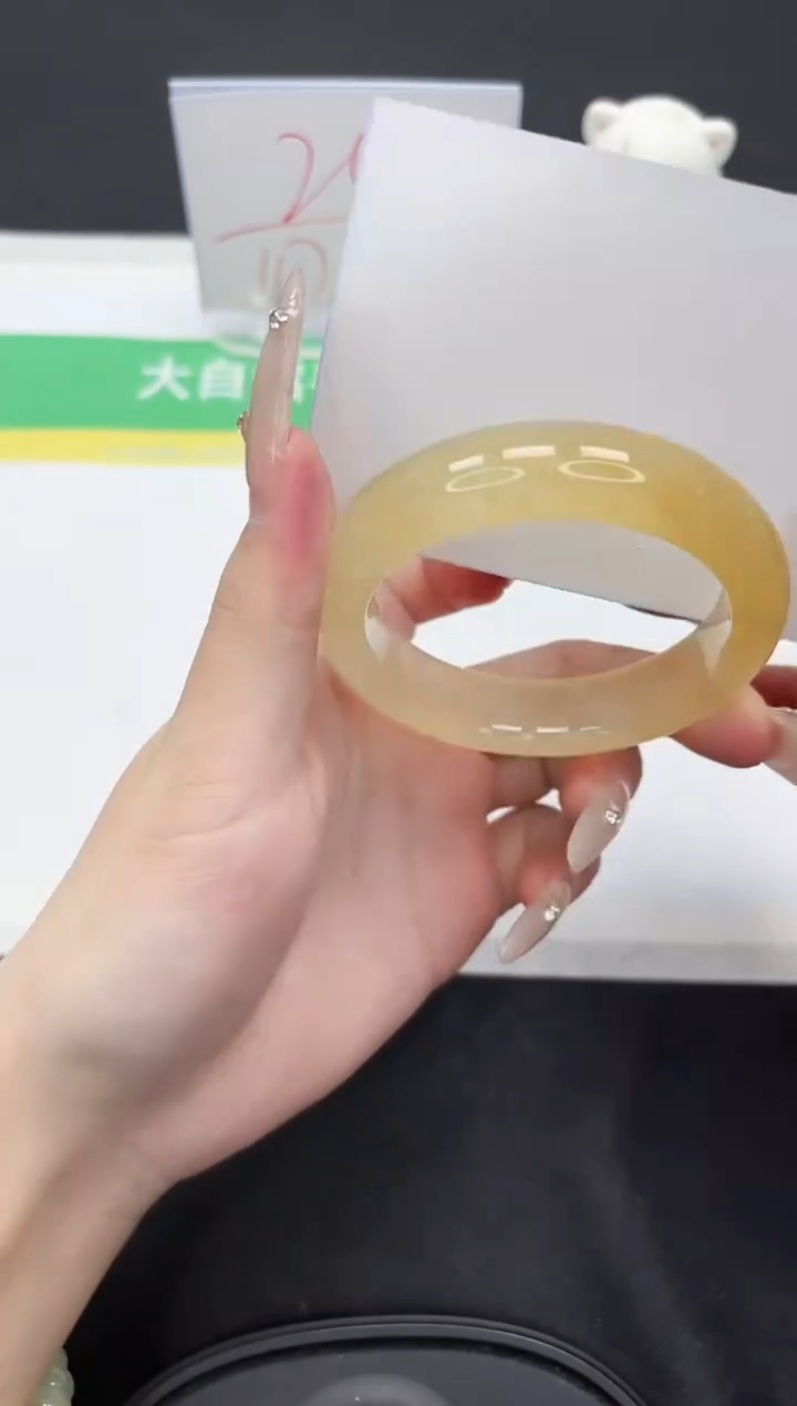 石英质玉未镶嵌手镯100-54