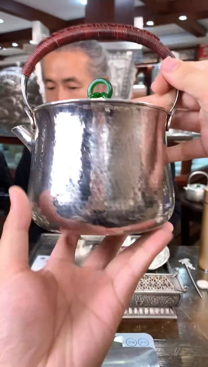 【闪购商品】足银999全精工纯手工锤纹镜面烧水壶