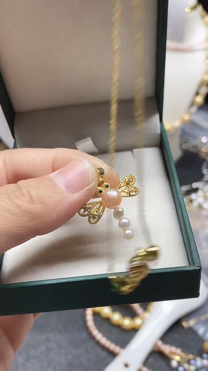 淡水珍珠未镶嵌颈饰多人