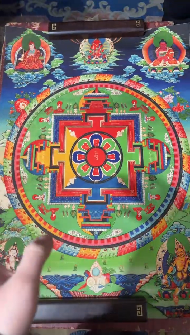 卷轴画龙妹的唐卡tk16