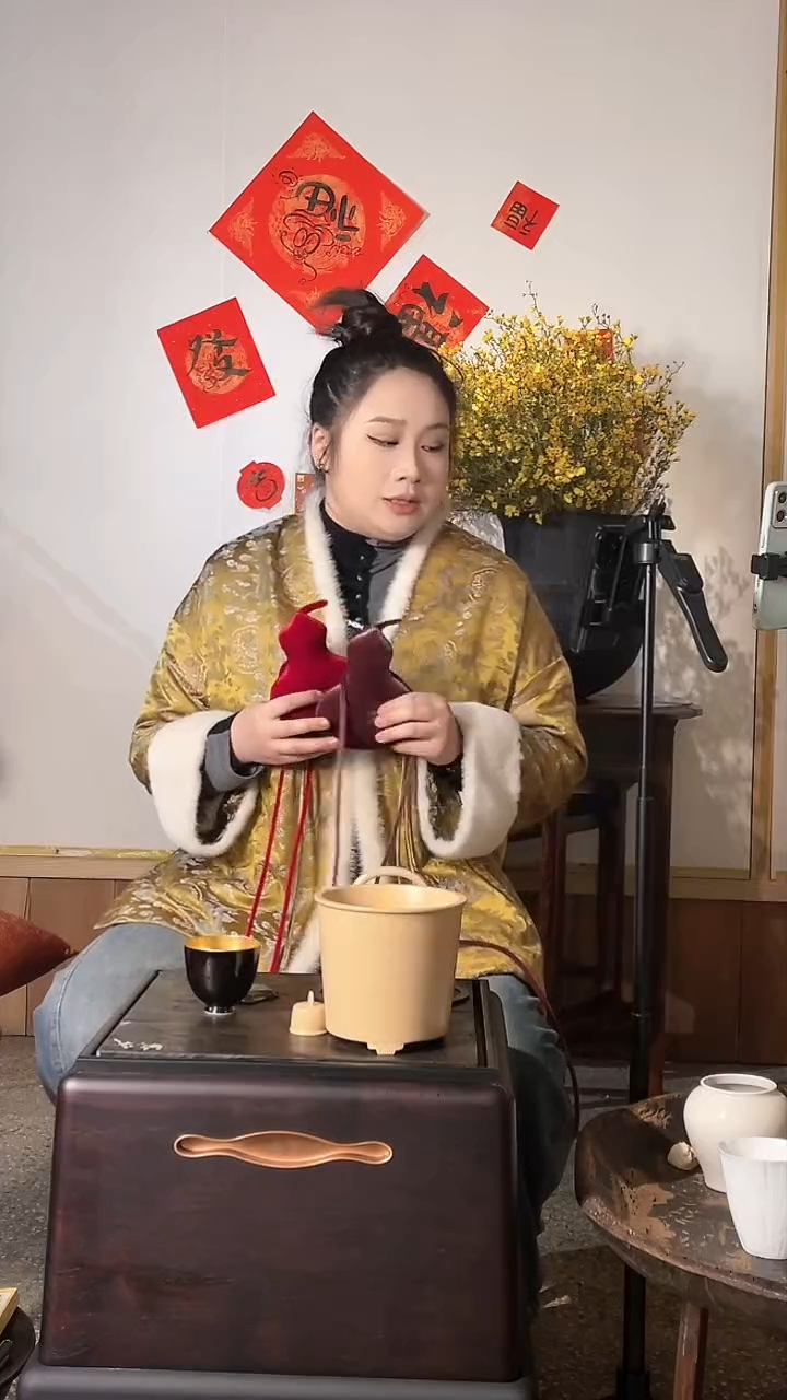 【闪购商品】小房子 砂锅              