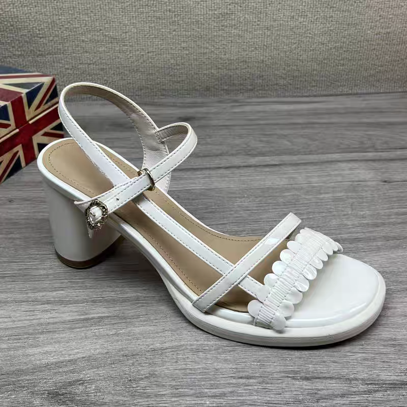 【不*退*不*换】超低价男鞋女鞋，专柜样板，完美者慎拍