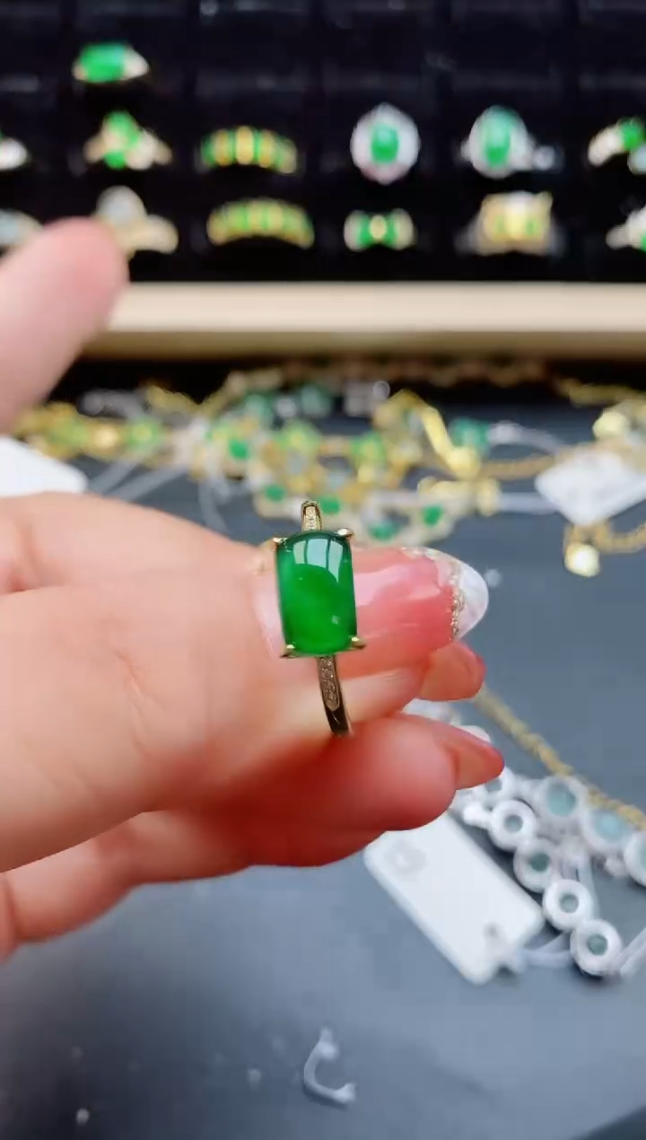 【闪购商品】翡翠戒指银S925镶嵌12121
