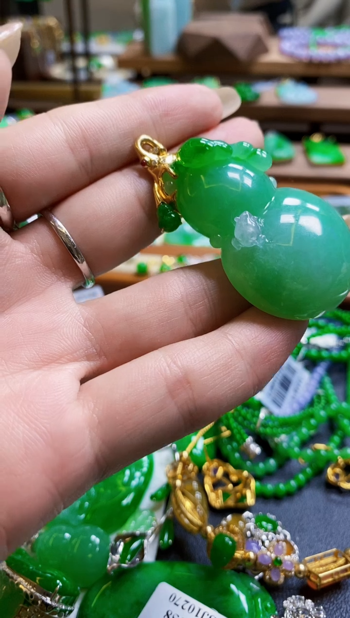 【闪购商品】定制翡翠18K金镶嵌葫芦