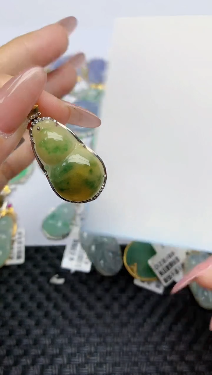 【闪购商品】翡翠颈饰18K金镶嵌天然A货翡翠 166