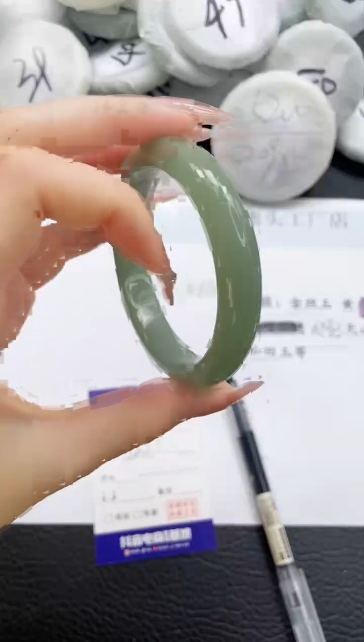 石英质玉手镯未镶嵌59-58