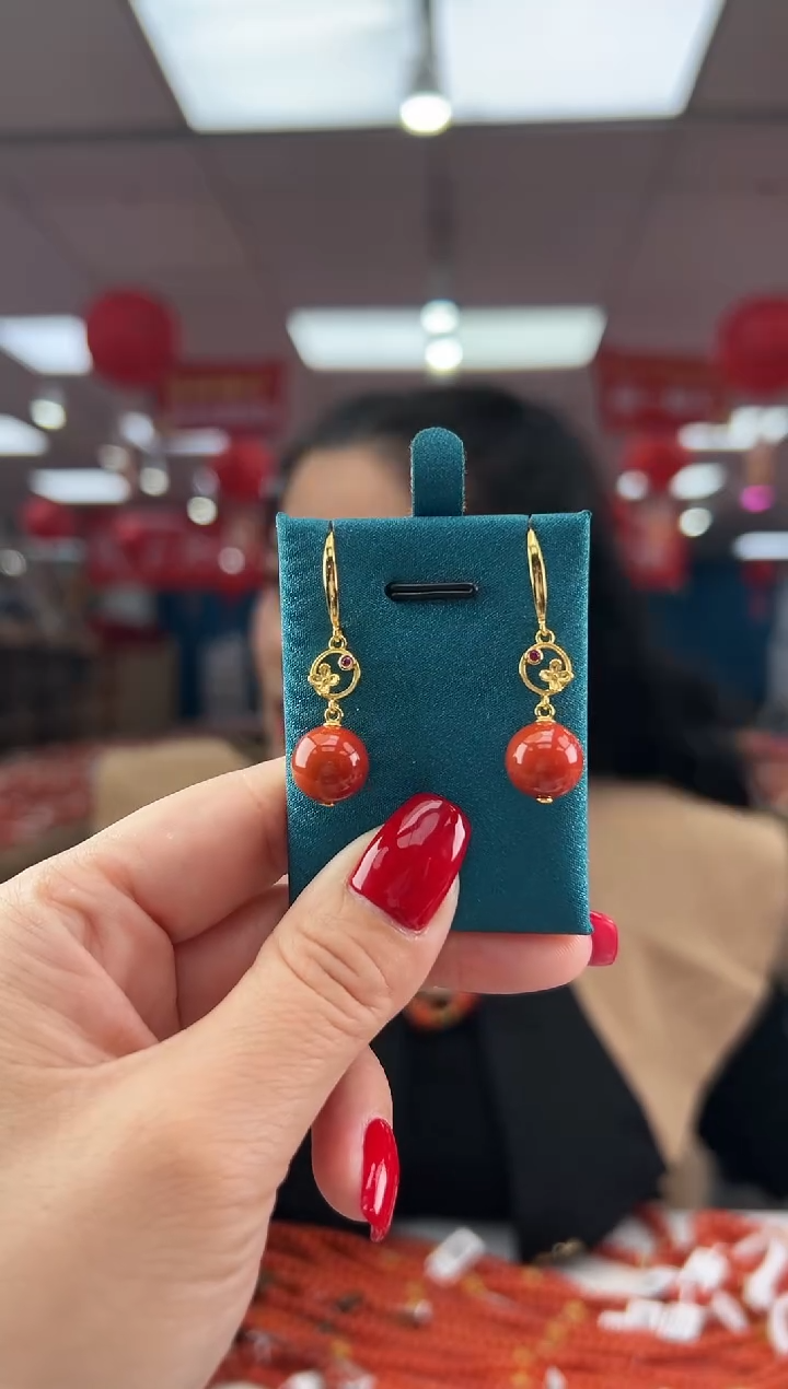 【闪购商品】南红玛瑙耳钩银S925镶嵌多样发其一/