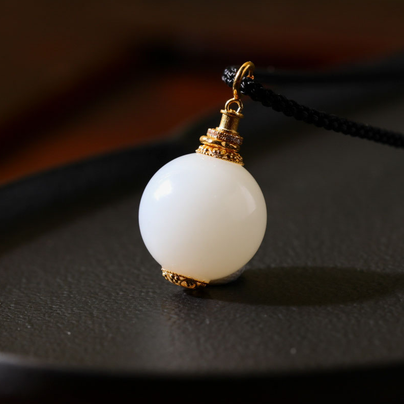 【意婵】《简叙》15mm老俄料羊脂白玉转运珠项链18K金真钻-912045