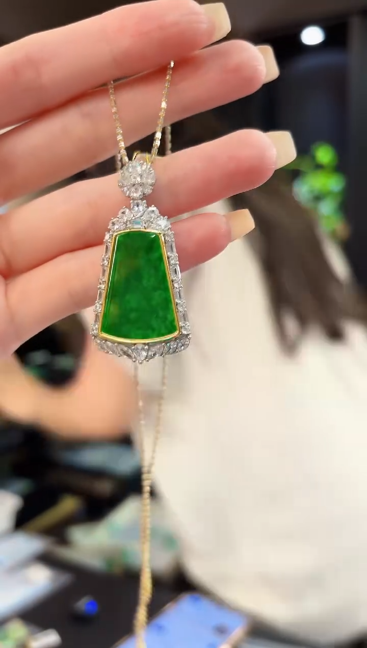 翡翠未镶嵌吊坠(不含链)缅料A货/多样性发货/一件