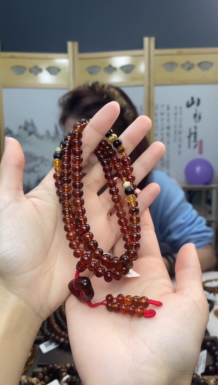 【闪购商品】琥珀裸石未镶嵌7+龙滴血108