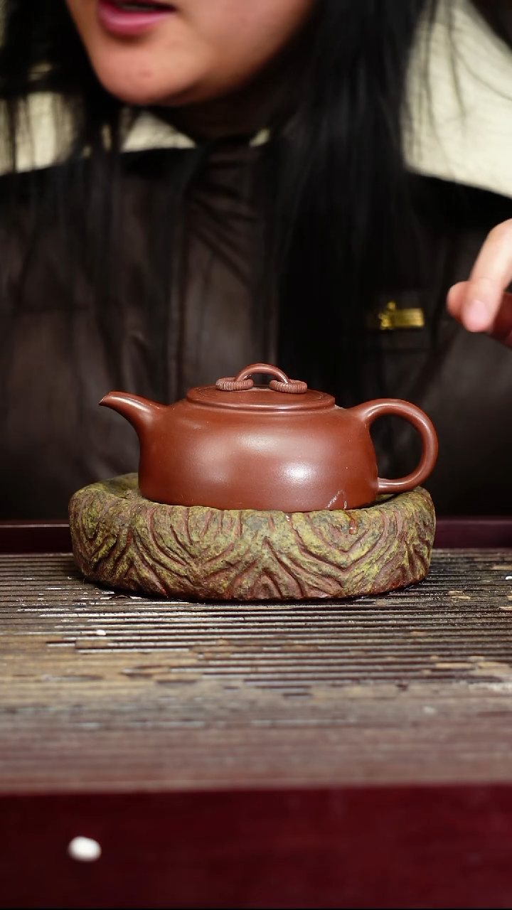 宜兴原矿紫砂壶茶壶宜兴原矿紫砂壶茶壶160C