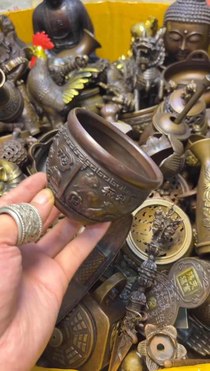 精美铜器，点击下单