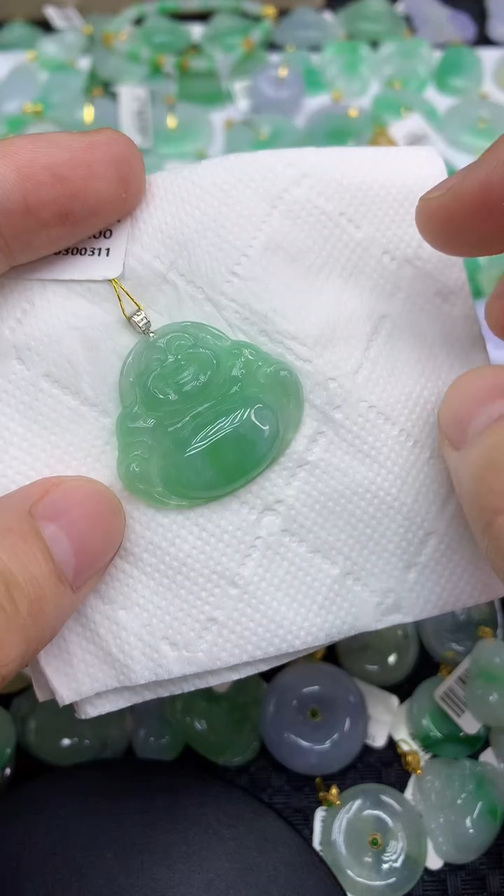 翡翠18K金镶嵌颈饰天然缅甸A货翡翠