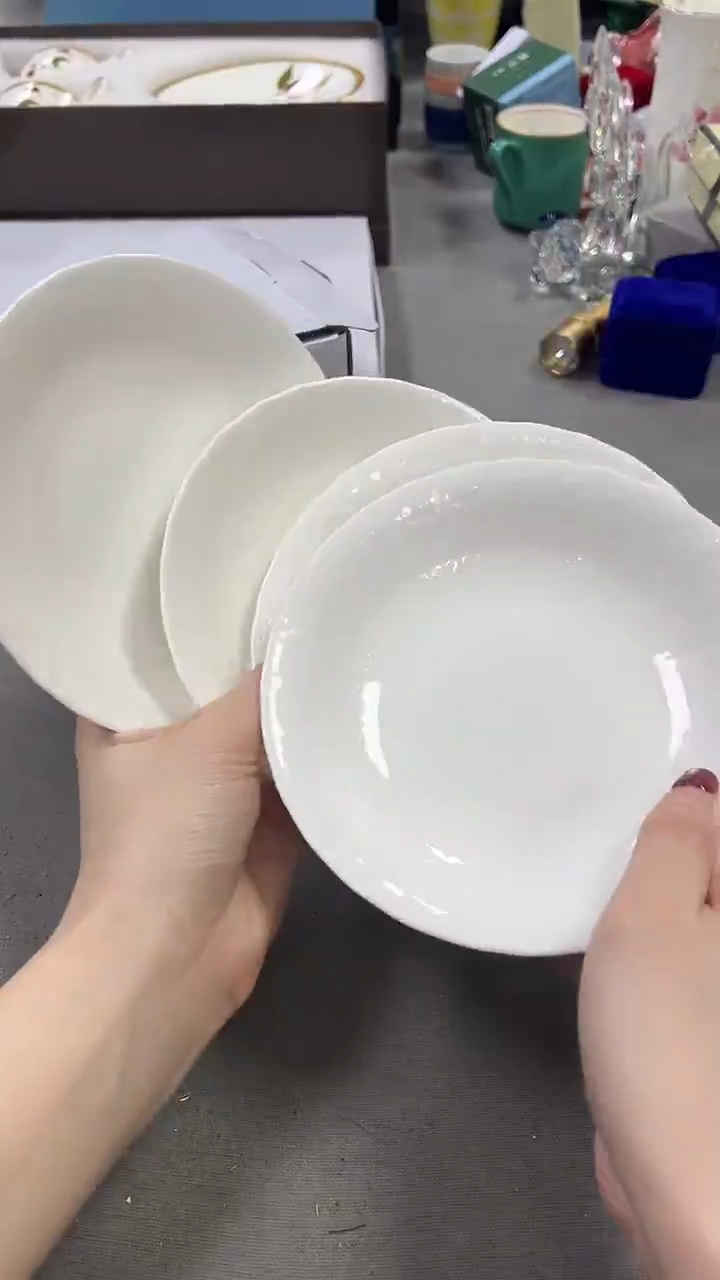 瓷片新号开播 全场放漏
