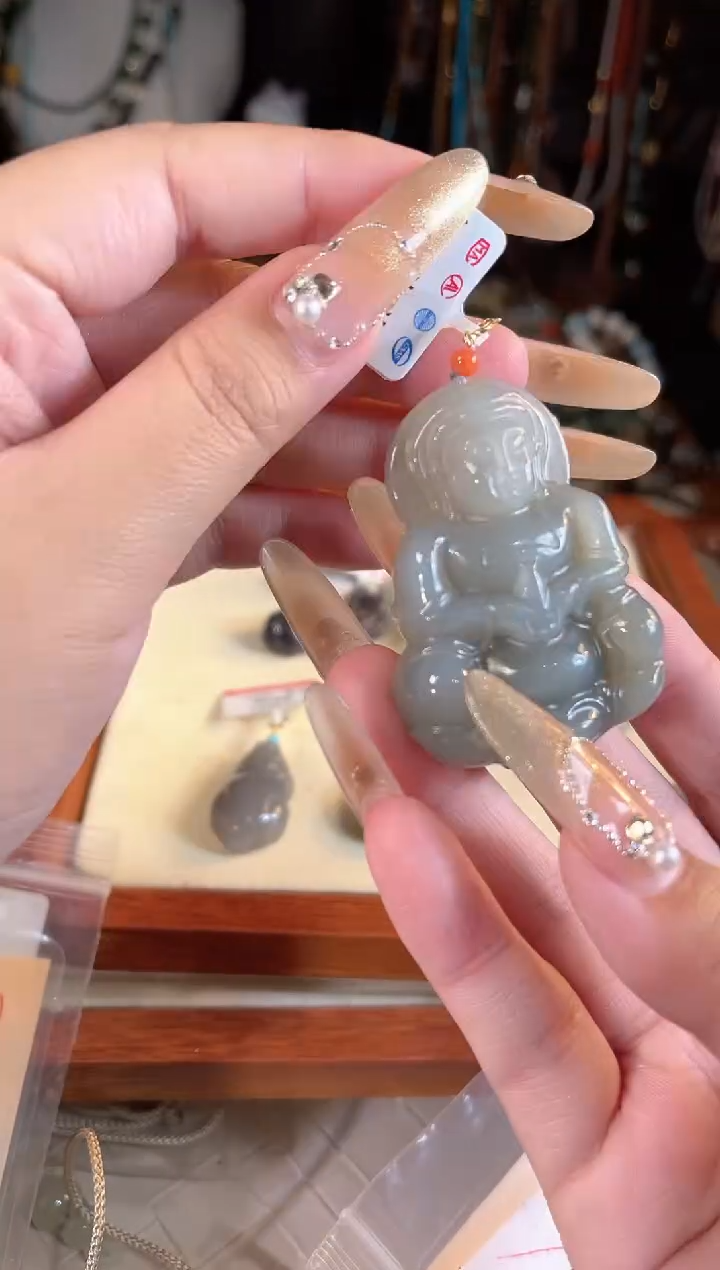 【闪购商品】和田玉吊坠(不含链)银S925镶嵌多样性发货其一