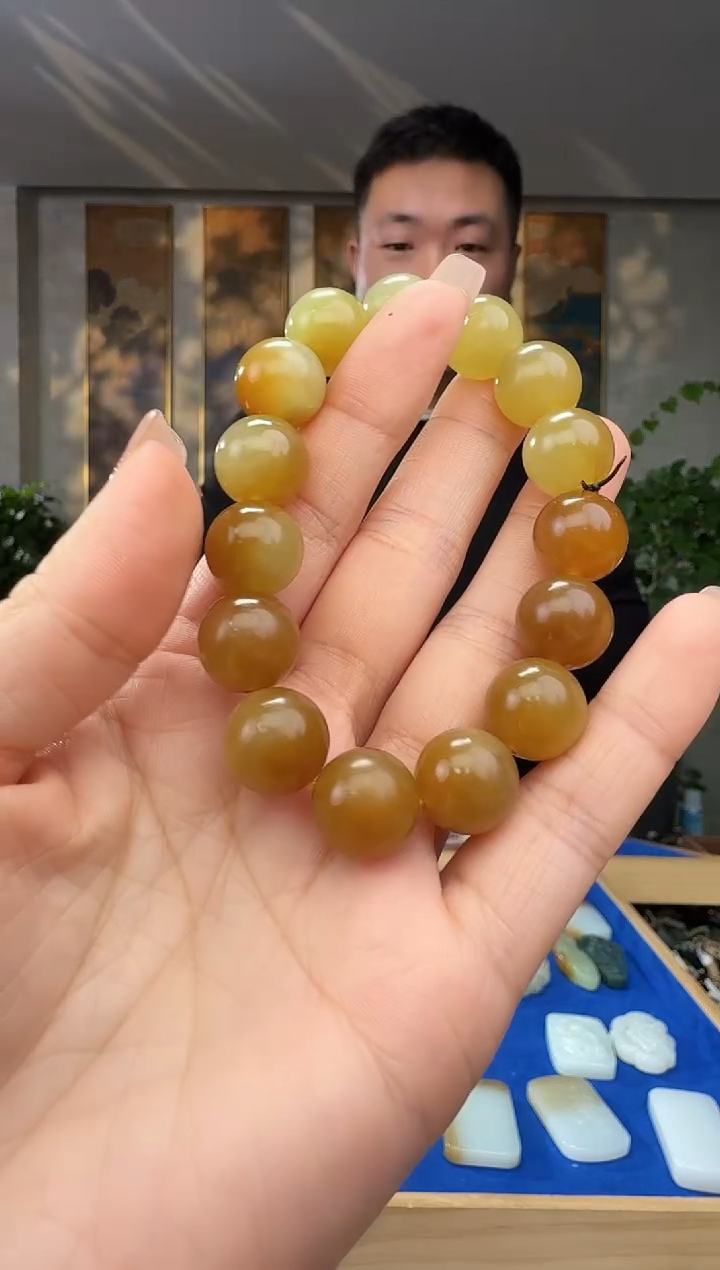 颈饰未镶嵌和田玉拍一发一