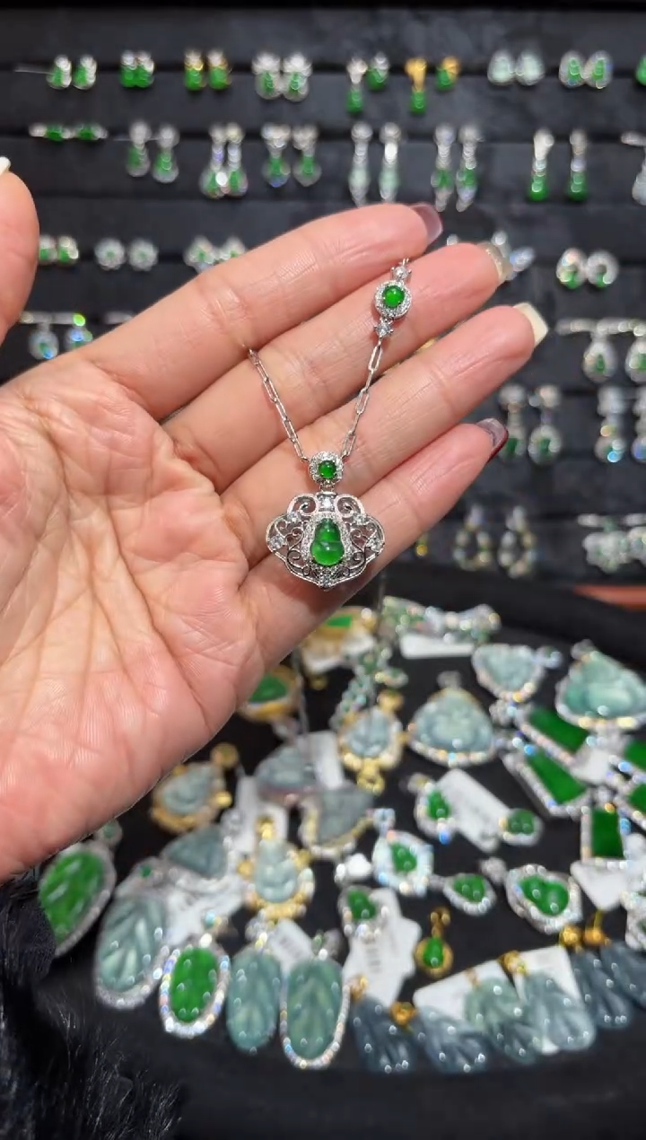 【闪购商品】翡翠颈饰银S925镶嵌葫芦/支持复检/一件