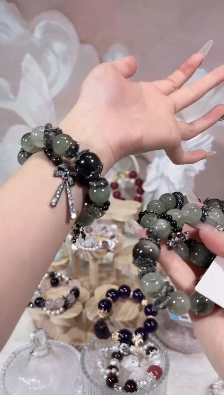 【闪购商品】水晶手链未镶嵌天然水晶默认微瑕 多样性发货发其一