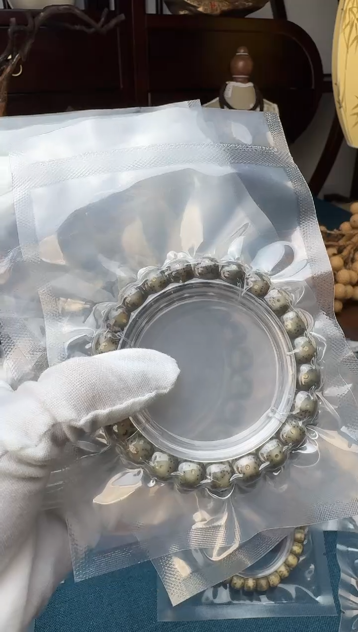 手串星月菩提帝王绿