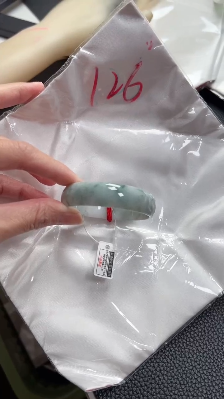 【闪购商品】翡翠手镯未镶嵌圈口52.8宽版乌鸡