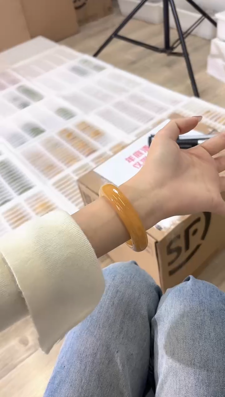 未镶嵌手镯石英质玉19-56HU